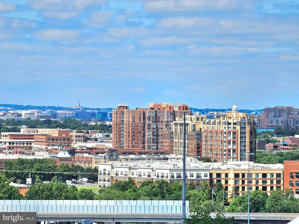 Washington Metro Area Real Estate | View 2059 Huntington Avenue Unit# 1608 | room 1