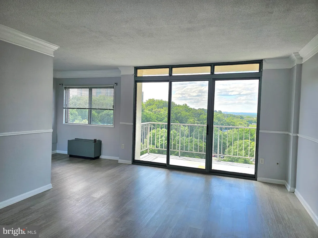 Washington Metro Area Real Estate | View 2059 Huntington Avenue Unit# 1608 | room 2