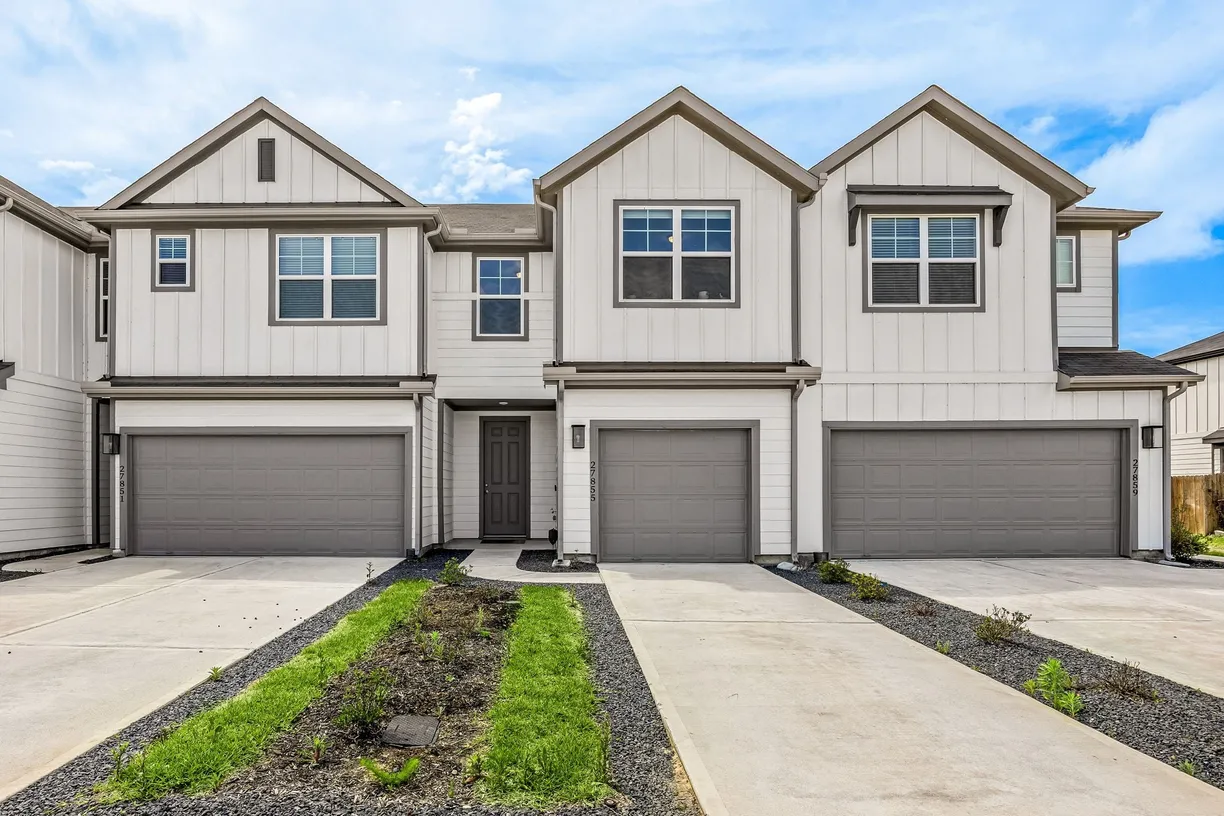 Houston Suburbs Real Estate | View 27855 Western Creek Court | 3 Beds, 2 Baths