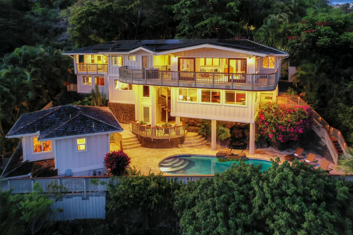 Hawaii Real Estate | View 4990 Poola Street | 5 Beds, 5 Baths