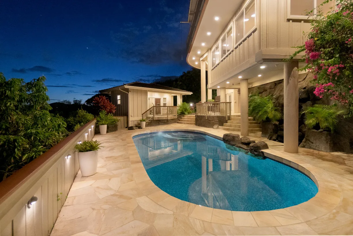 Hawaii Real Estate | View 4990 Poola Street | room 2