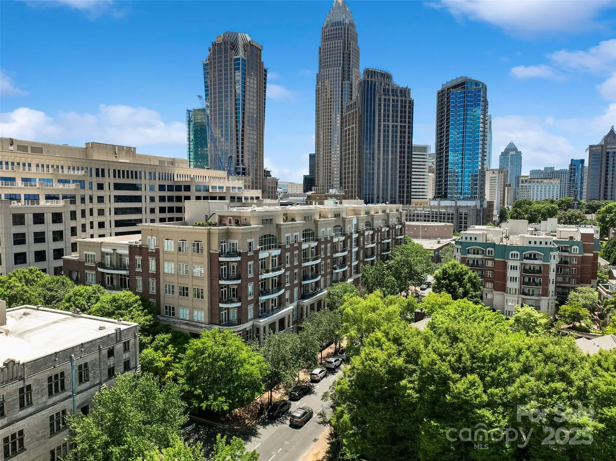 Charlotte Real Estate | View 400 N Church Street #226 | 2 Beds, 2 Baths