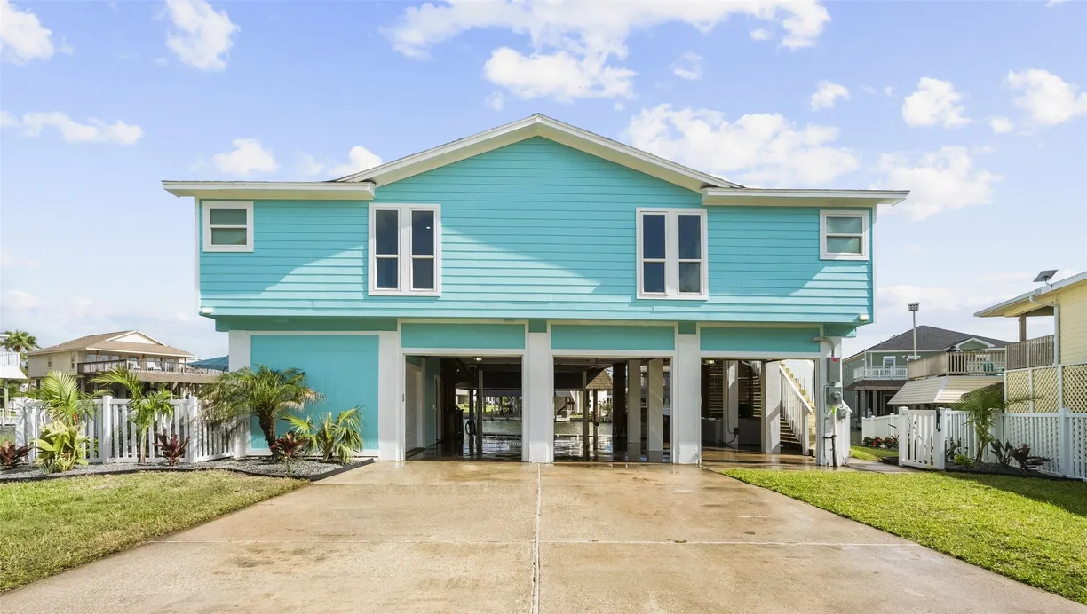 Houston Real Estate | View 1326 Hawaii Drive | room 1