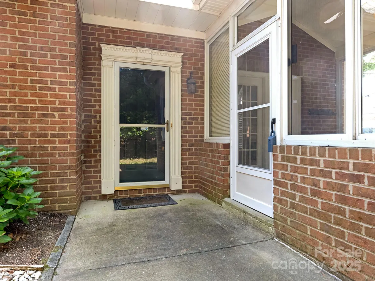 Charlotte Real Estate | View 8465 Olde Troon Drive | room 1