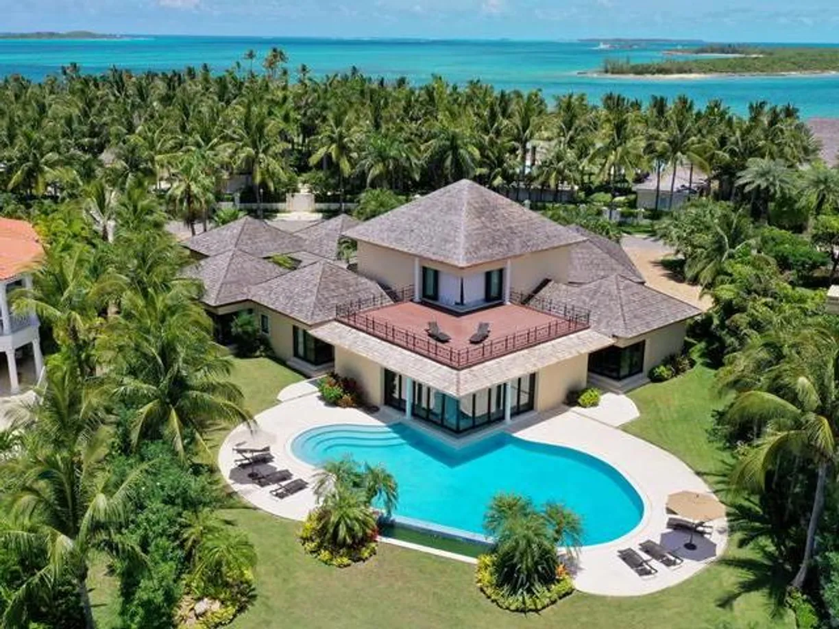 Bahamas Real Estate | View 76 Island End, Ocean Club #76 | room 2