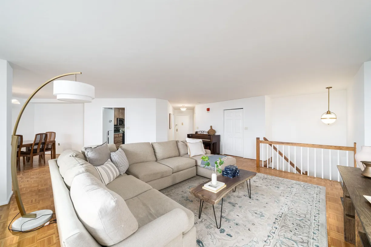 Jersey City/Hoboken Real Estate | View 429 Harmon Cove Tower | room 2