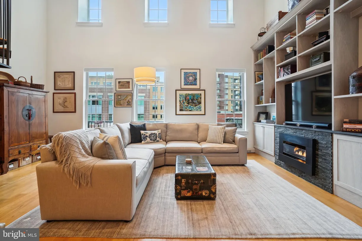 Washington Metro Area Real Estate | View 1700 Clarendon Boulevard Unit# 128 | room 1