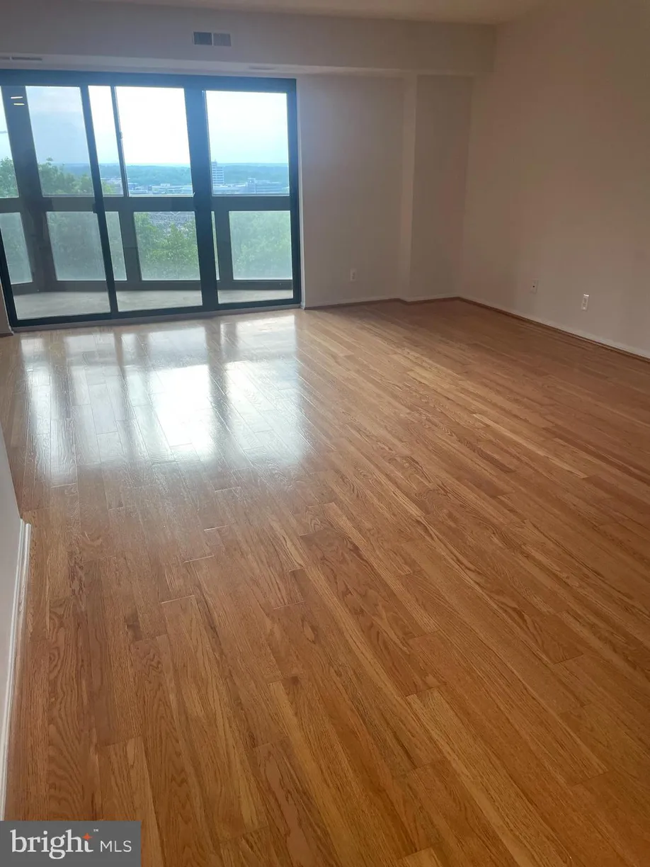 Washington Metro Area Real Estate | View 8370 Greensboro Drive Unit# 702 | room 2