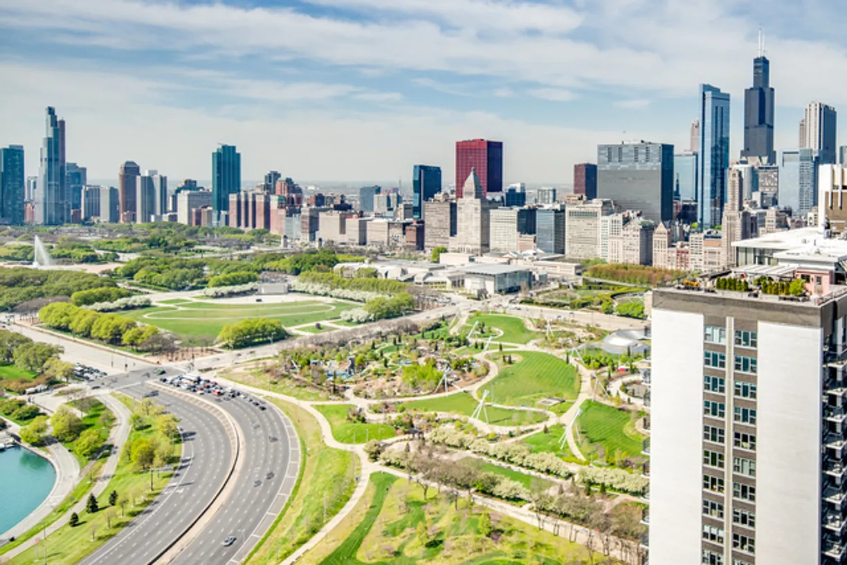 Chicago Real Estate | View 155 N Harbor, 4003 | room 2