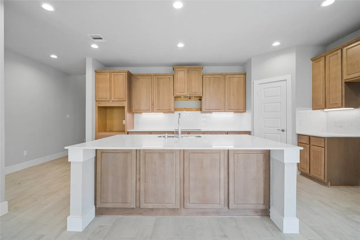 Houston Suburbs Real Estate | View 3015 Native Spring Drive | room 2