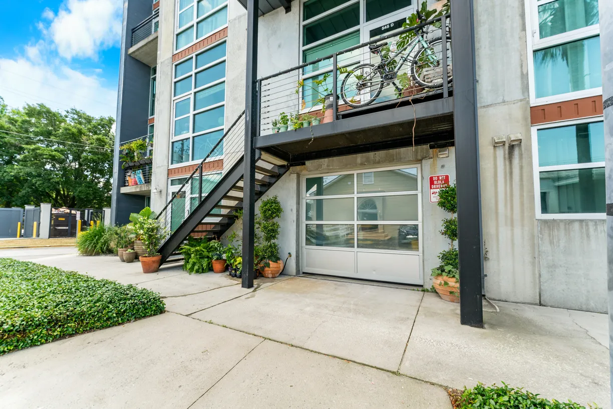 Savannah Real Estate | View 545 Berrien Street,, A | room 1