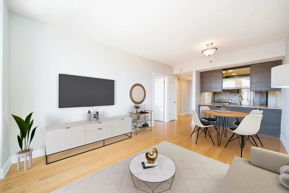 Jersey City/Hoboken Real Estate | View 10 Regent St Unit# 710 | room 2