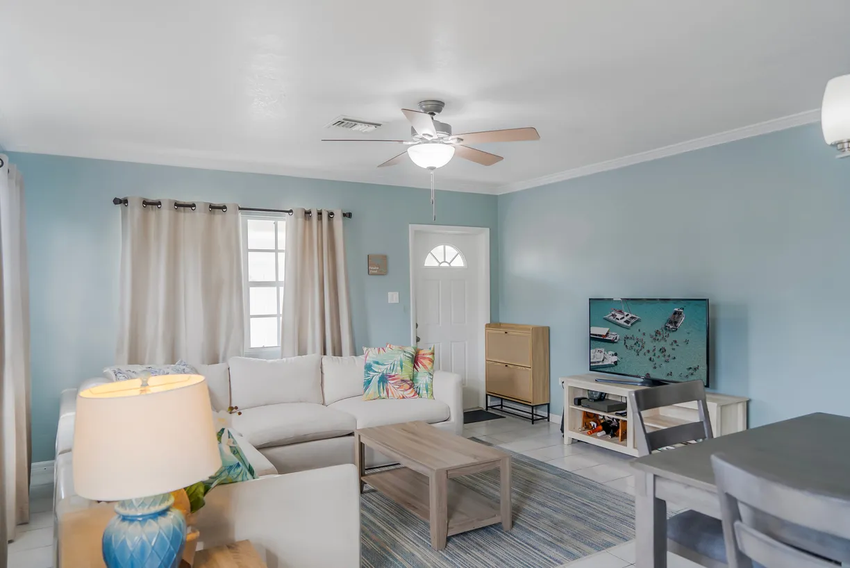 Cayman Islands Real Estate | View NA | room 1