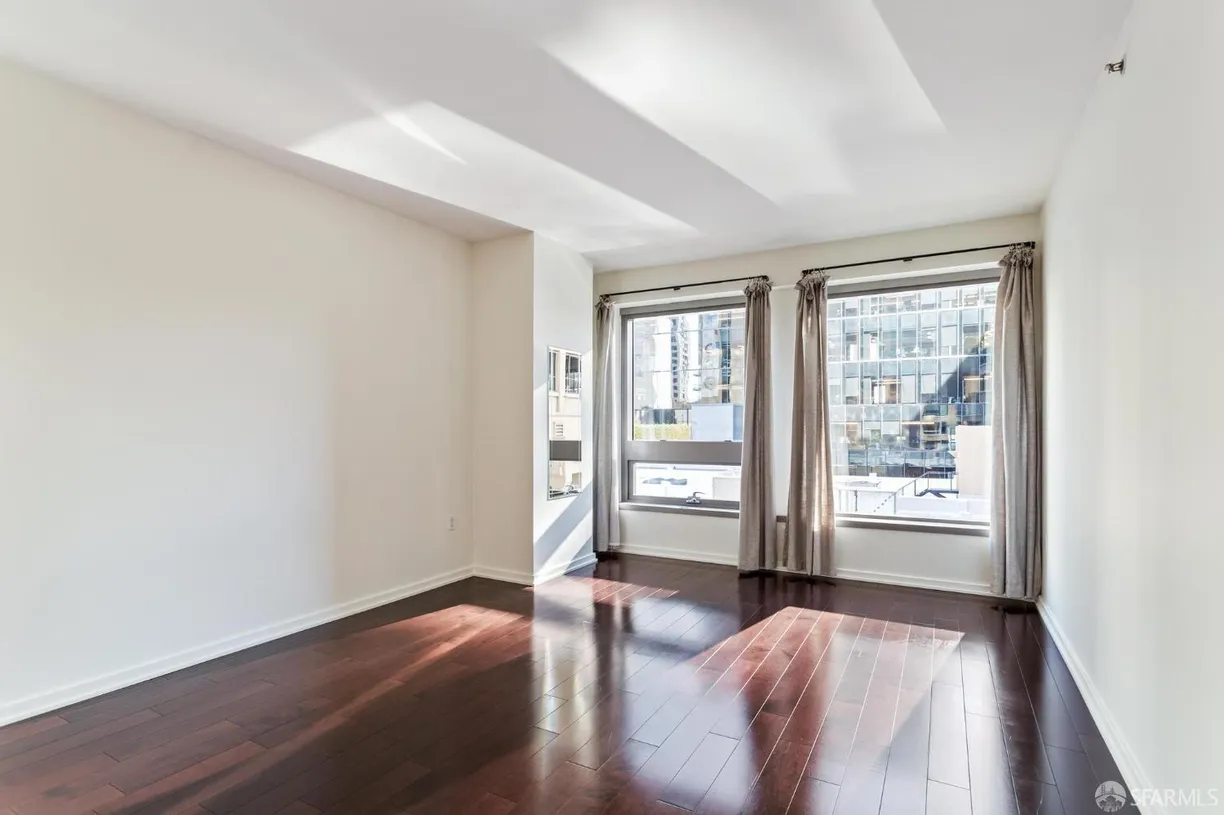 Northern California Real Estate | View 1 Hawthorne | room 2