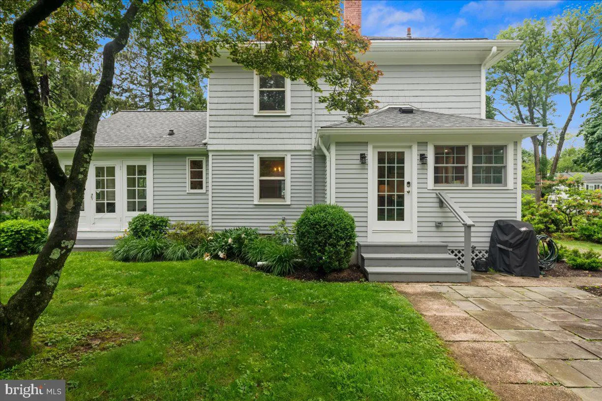 Central NJ/Bucks County, PA Real Estate | View 14 Willow Road | room 1