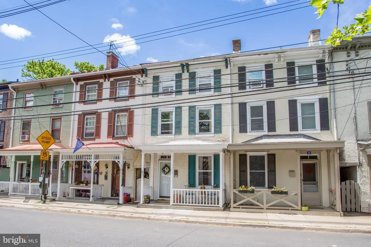 Central NJ/Bucks County, PA Real Estate | View 61 S Main Street | 3 Beds, 1 Bath