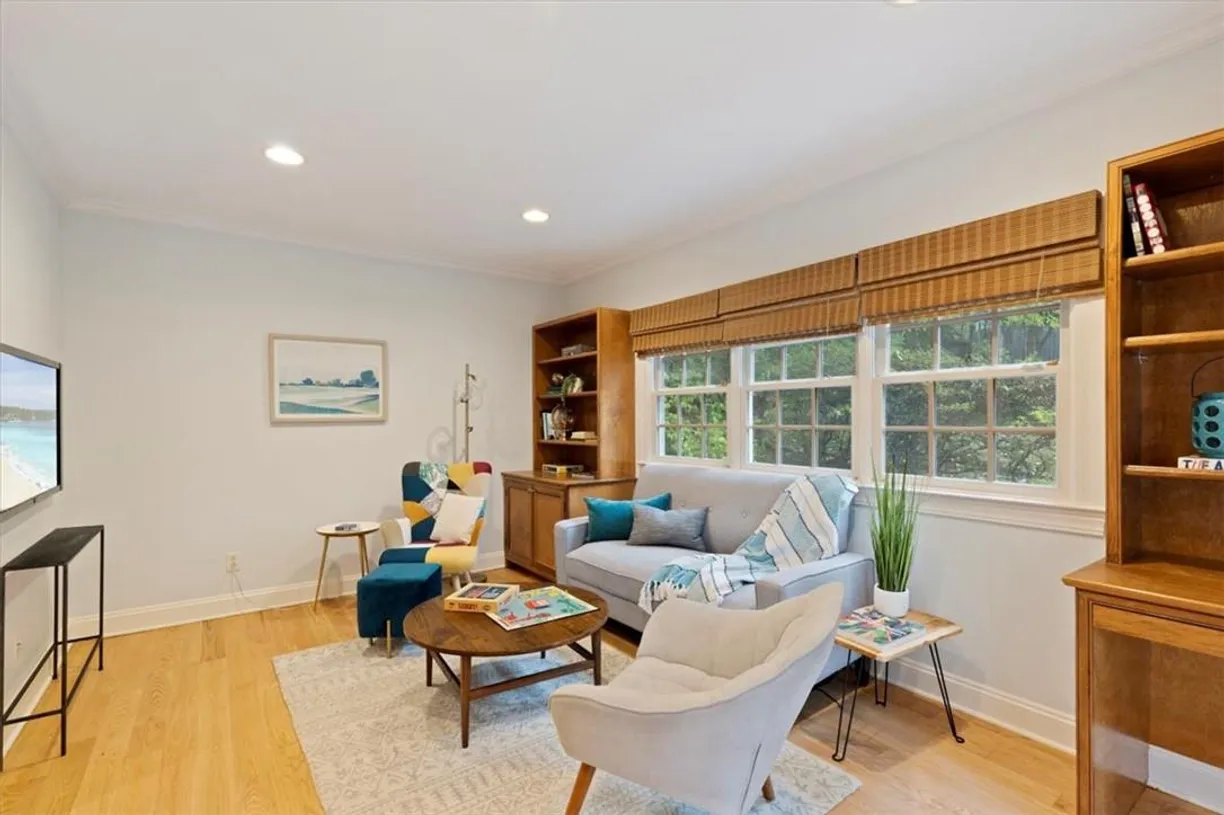 Westchester Real Estate | View 42 Embree Street | room 2