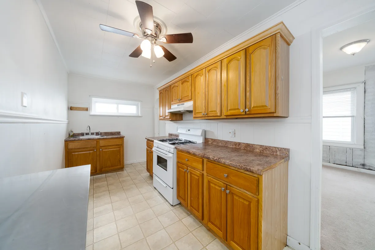 Jersey City/Hoboken Real Estate | View 69 W 8th St | IMG-13