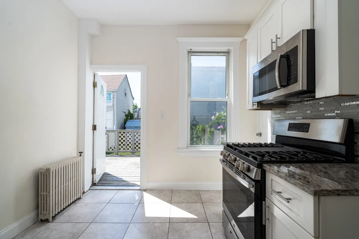 Jersey City/Hoboken Real Estate | View 27 Pierce Ave Unit# 1A | room 1