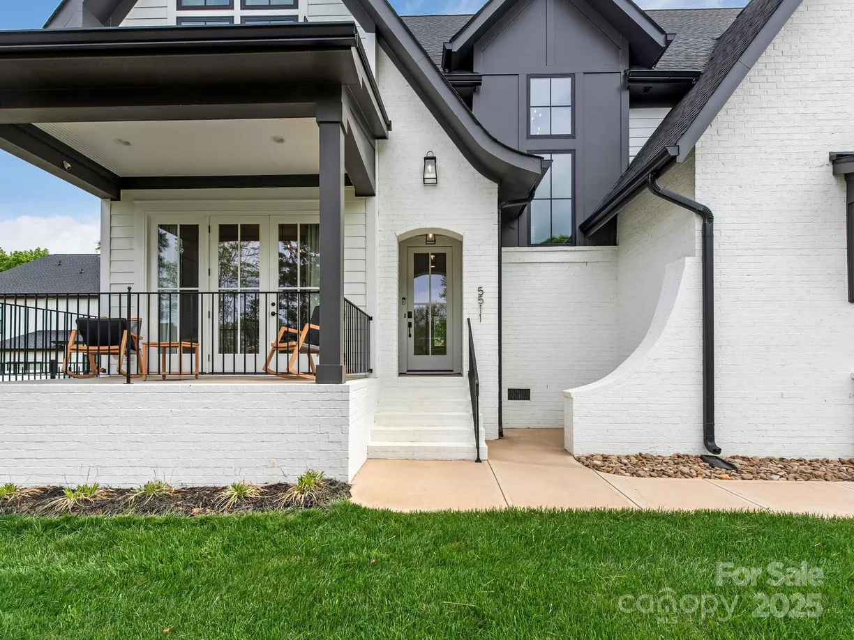 Charlotte Real Estate | View 5511 Fairview Road | room 2