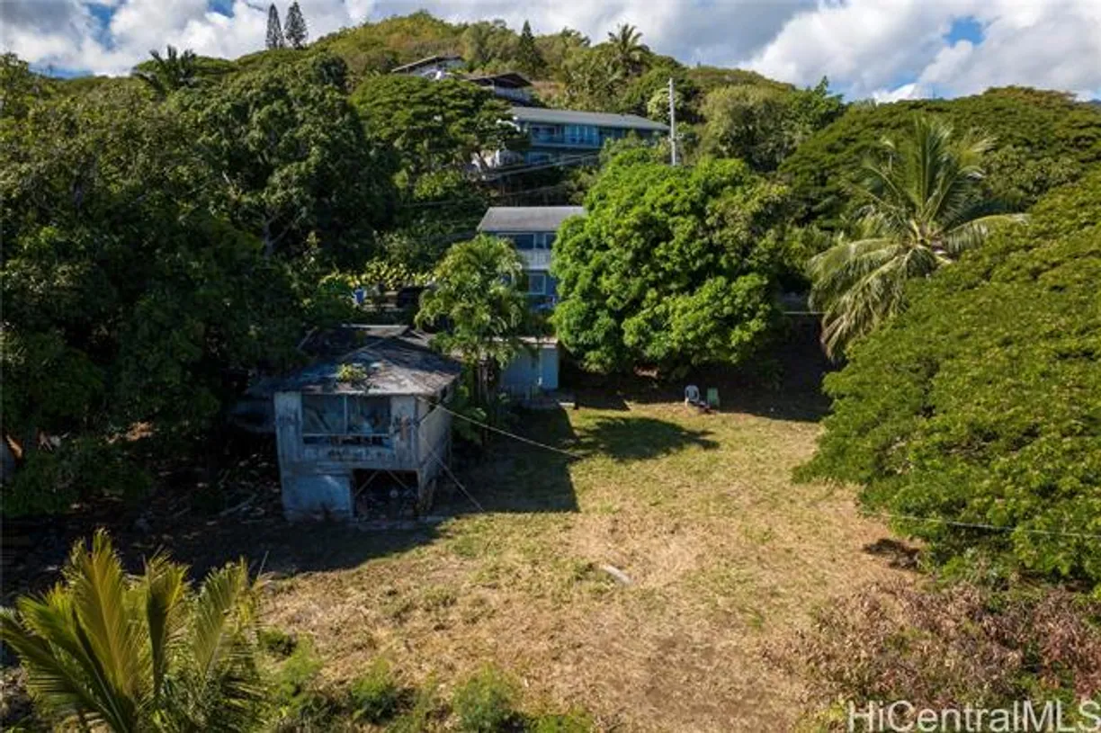 Hawaii Real Estate | View 47-310 Kamehameha Highway | room 1