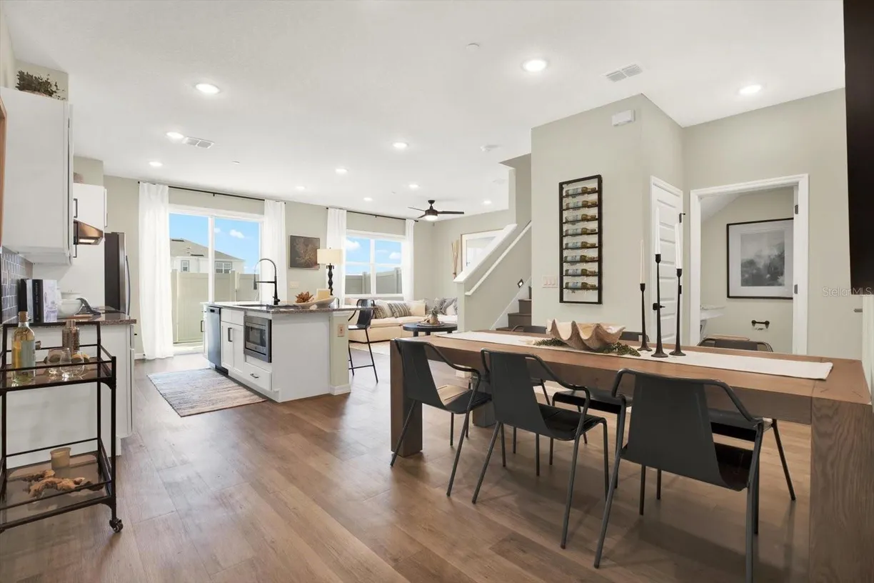 Sarasota/St. Petersburg Real Estate | View 9907 Crystal Prospect Pass | room 2