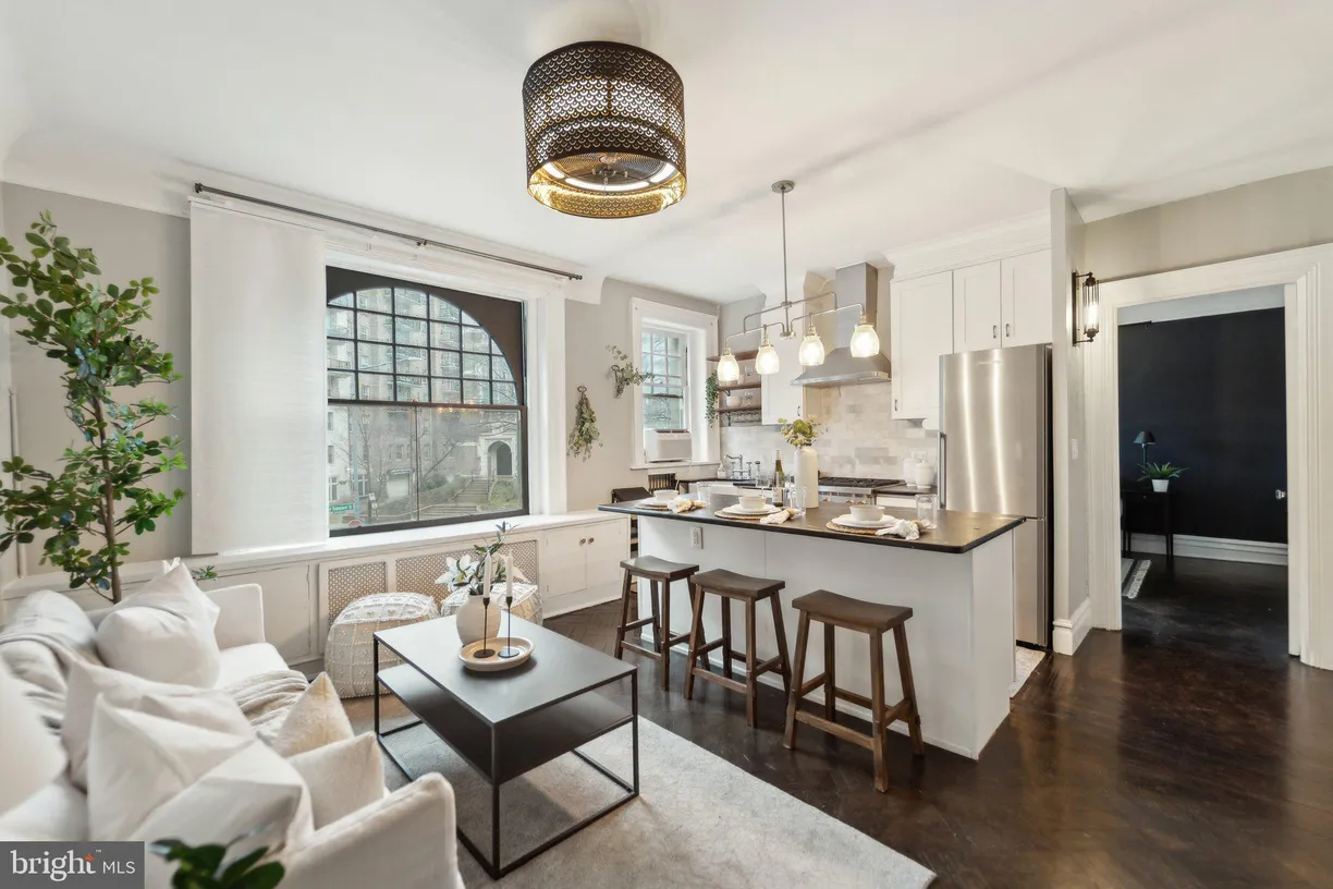 Washington Metro Area Real Estate | View 2039 New Hampshire Avenue NW Unit# 210 | 2 Beds, 1 Bath
