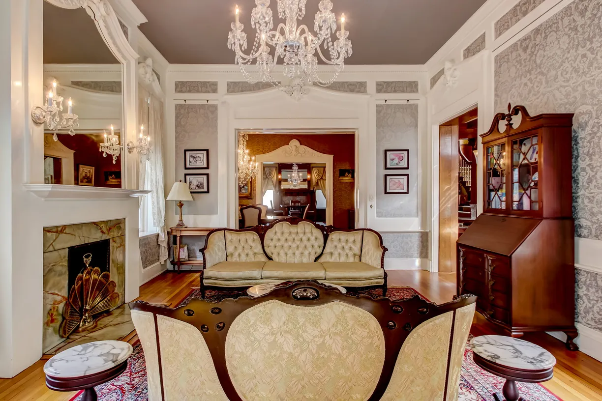 Savannah Real Estate | View 513 Whitaker Street | room 16 | View 17