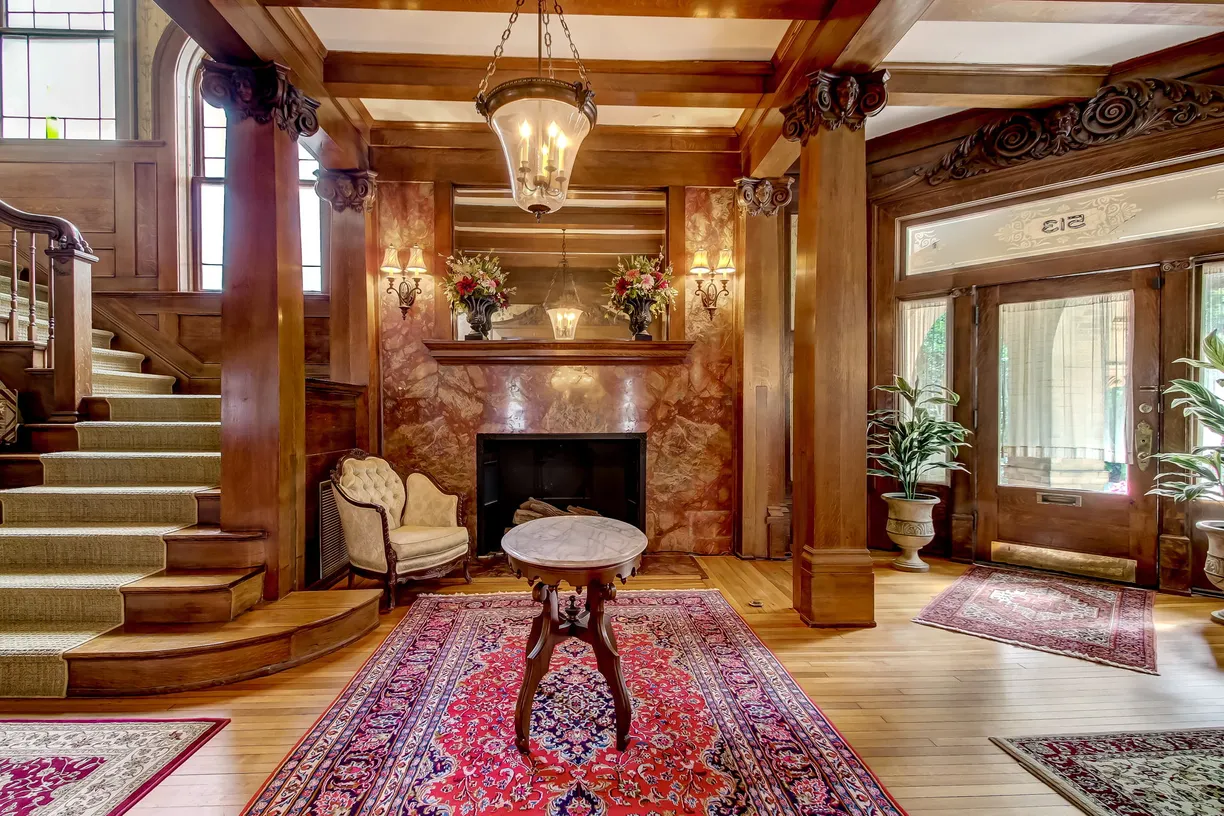 Savannah Real Estate | View 513 Whitaker Street | room 7 | View 8