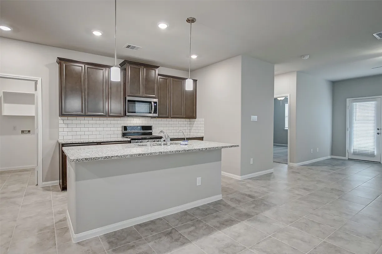 Houston Suburbs Real Estate | View 5615 Giving Grace Way | room 1