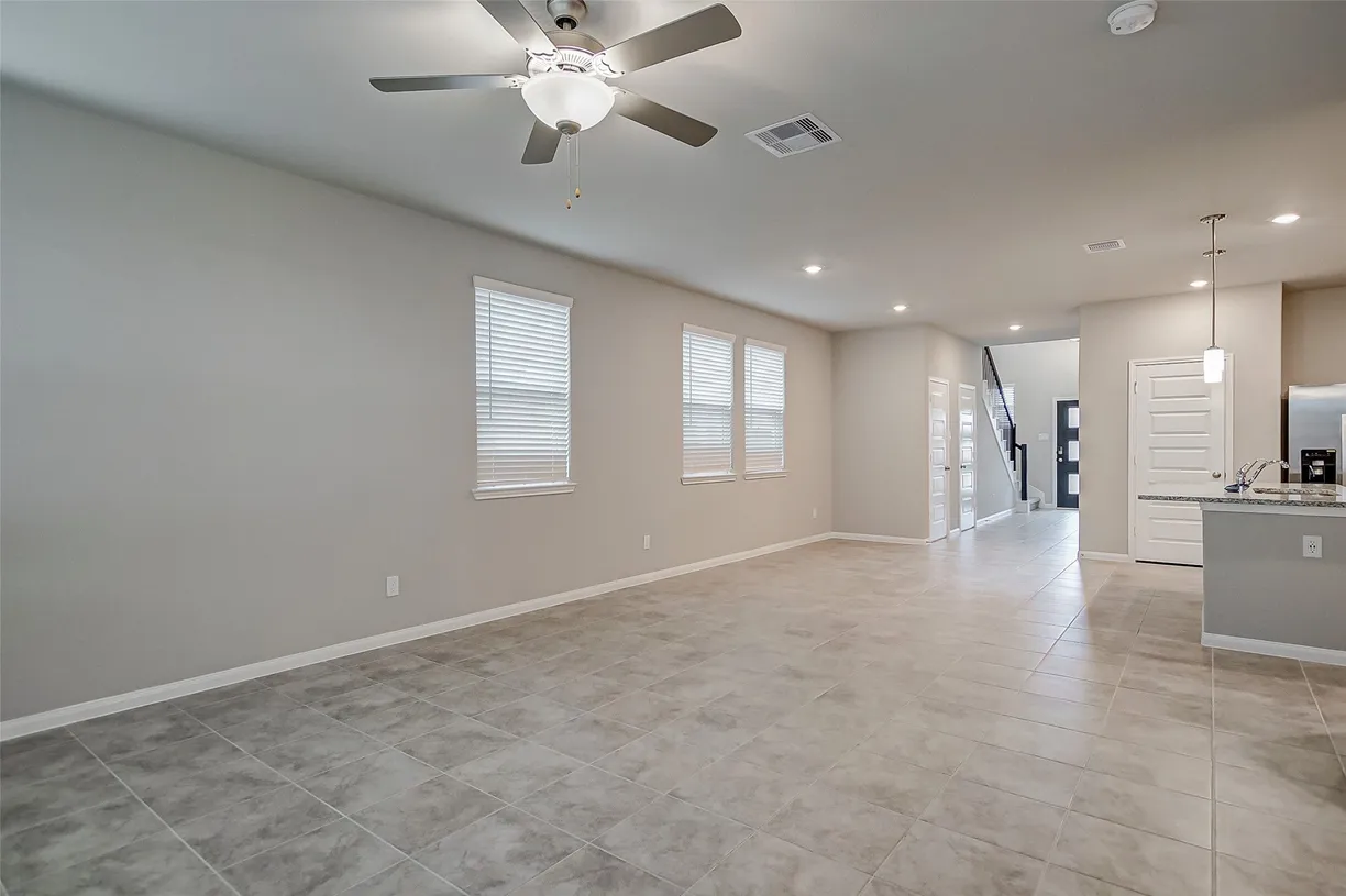 Houston Suburbs Real Estate | View 5615 Giving Grace Way | room 2