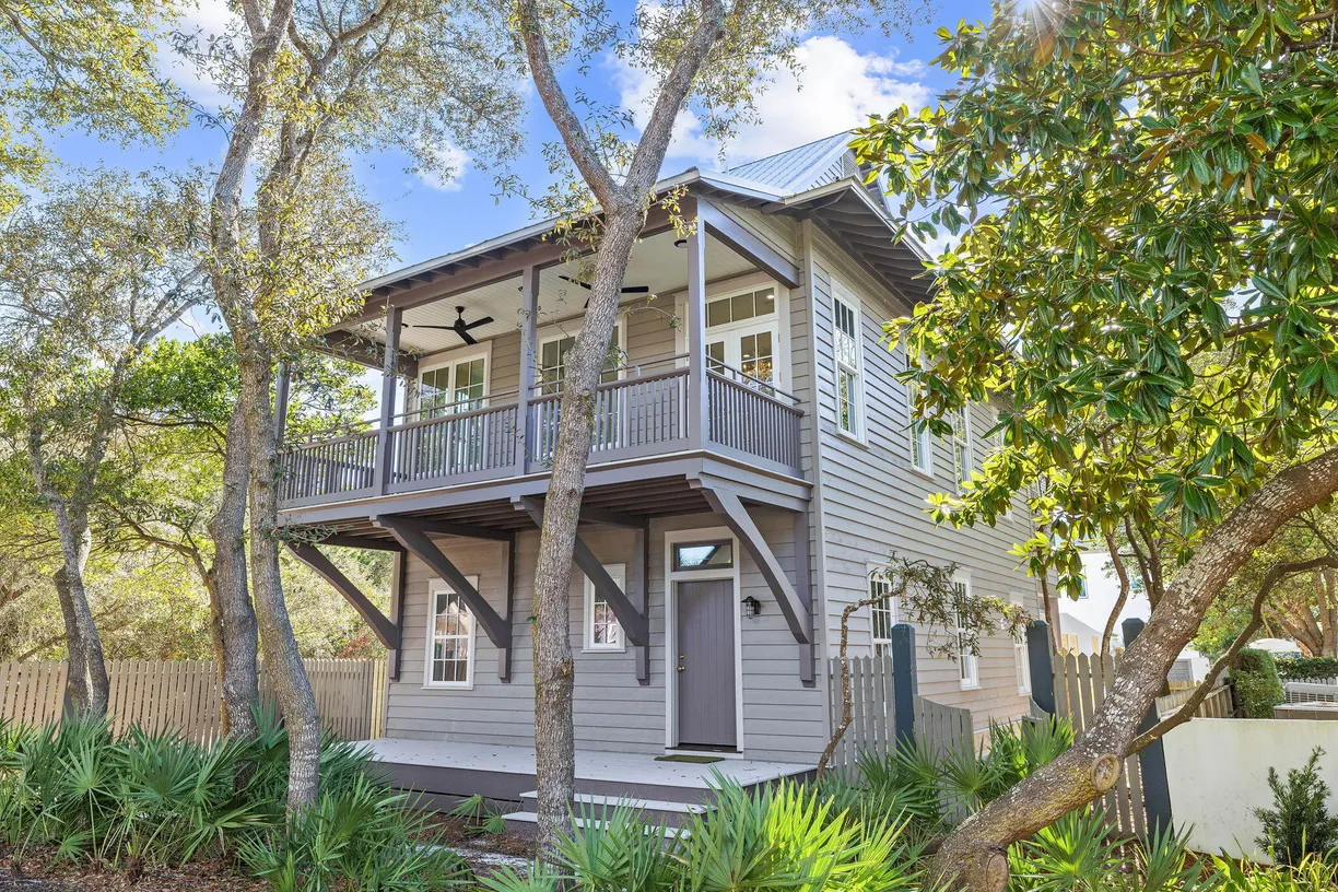Northwest Florida Real Estate | View 25 St Georges Lane | 6 Beds, 5 Baths