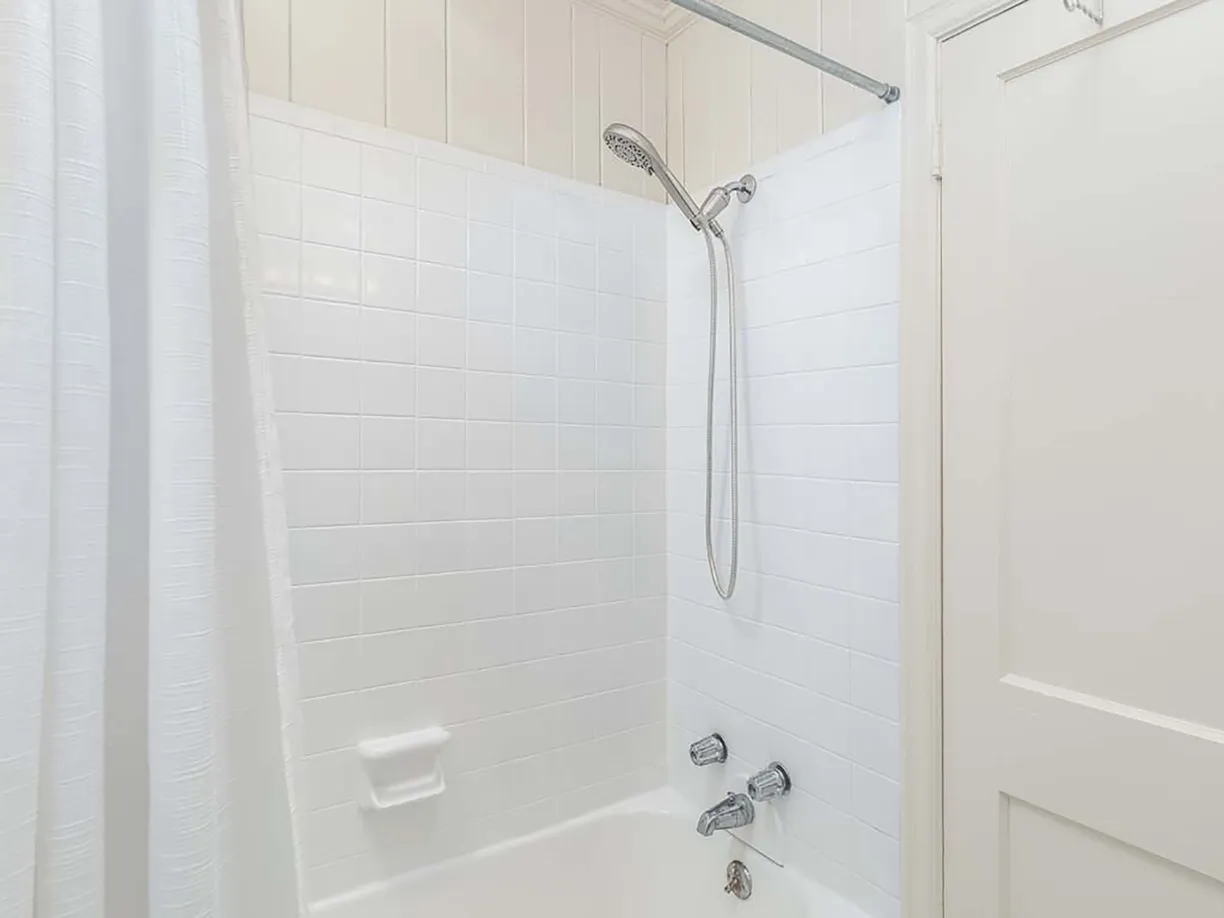 Savannah Real Estate | View 11 9th Street | room 33 | View 34
