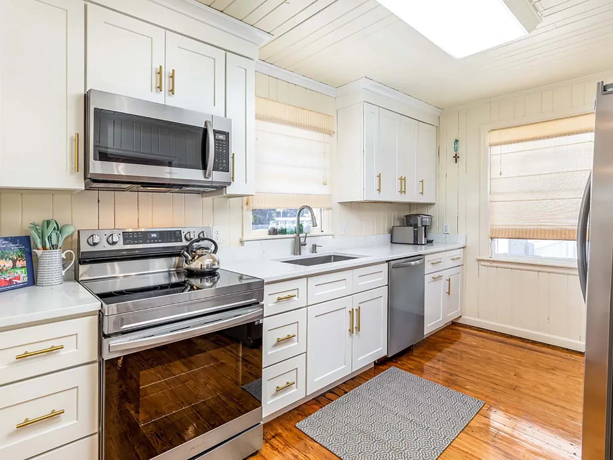 Savannah Real Estate | View 11 9th Street | room 10 | View 11