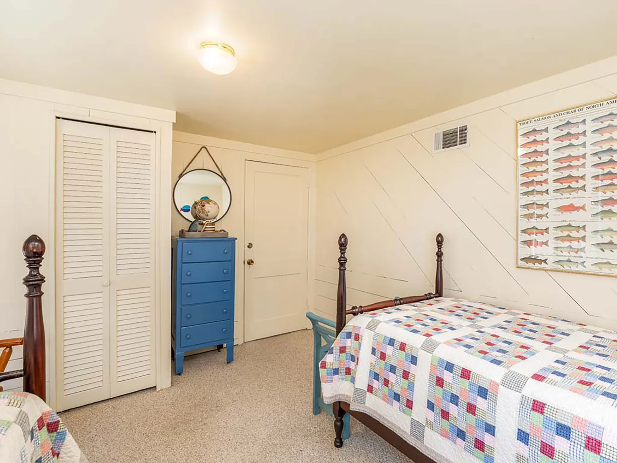 Savannah Real Estate | View 11 9th Street | room 40 | View 41