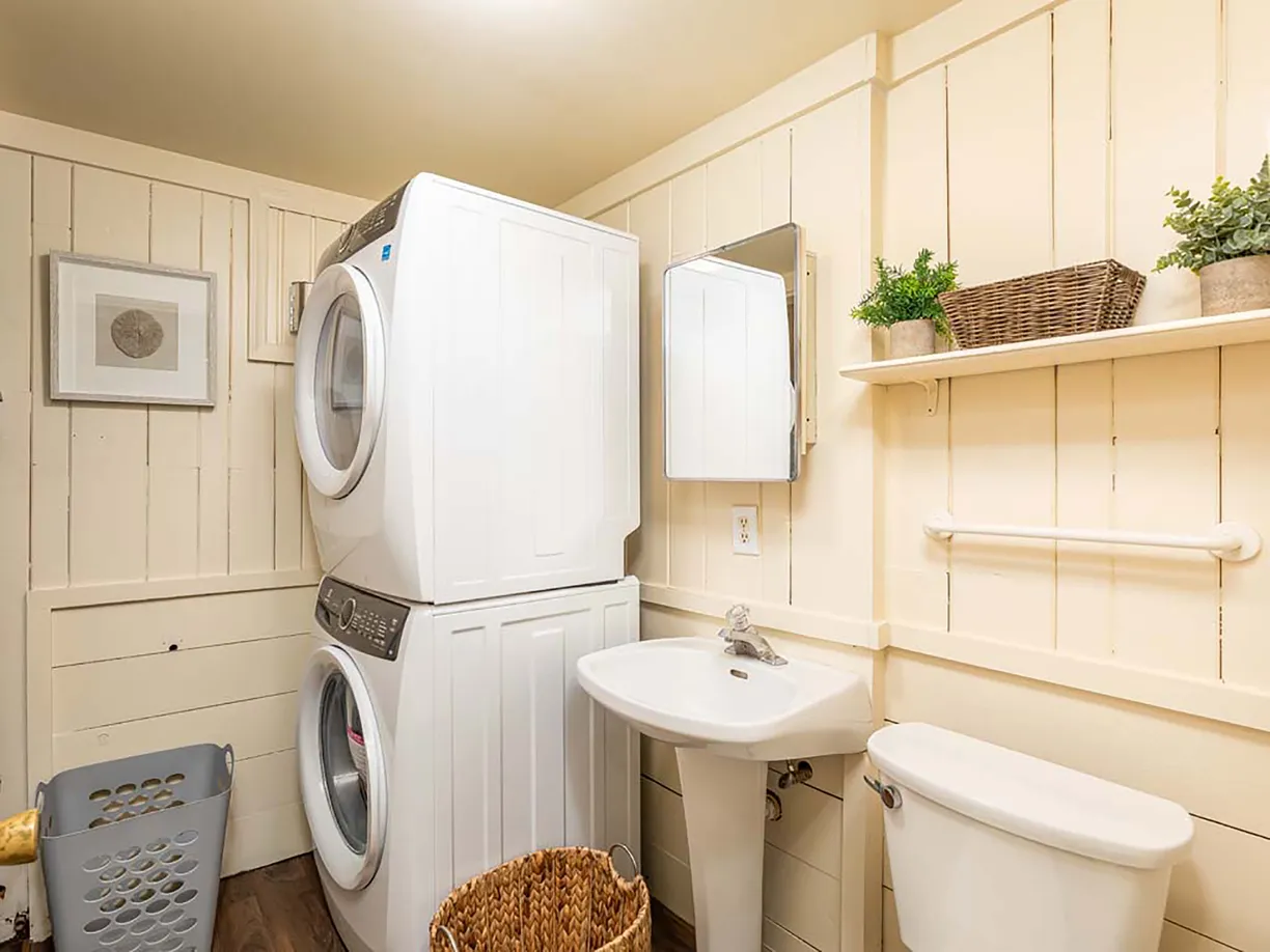 Savannah Real Estate | View 11 9th Street | room 45 | View 46
