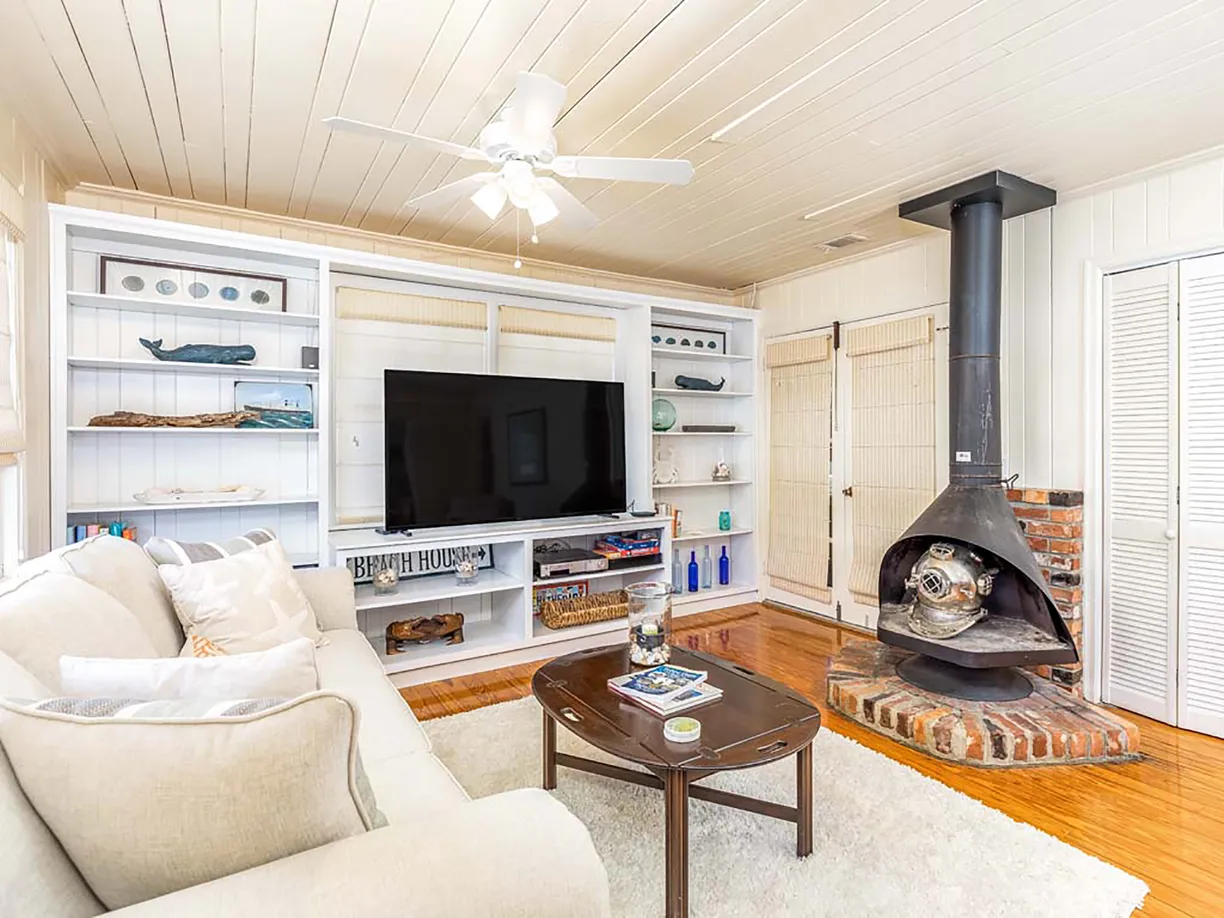 Savannah Real Estate | View 11 9th Street | room 3 | View 4