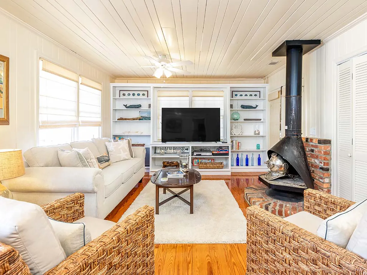 Savannah Real Estate | View 11 9th Street | room 1 | View 2
