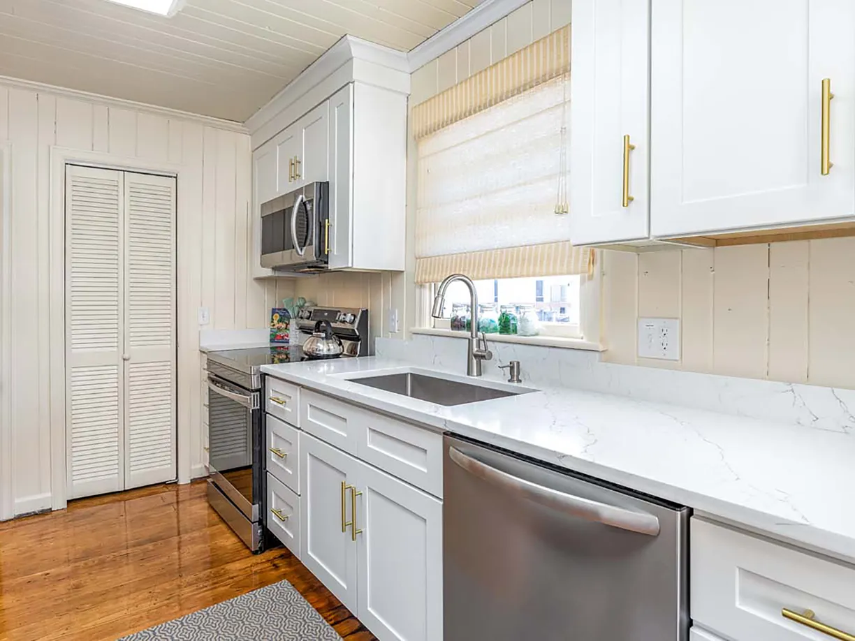 Savannah Real Estate | View 11 9th Street | room 11 | View 12