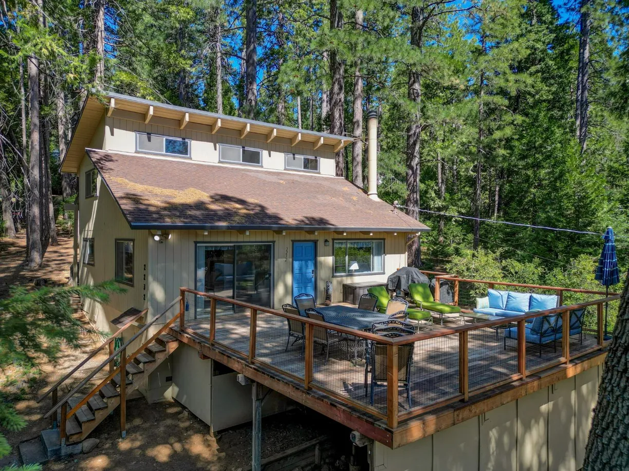Northern California Real Estate | View 2232 Silver Drive | 3 Beds, 2 Baths