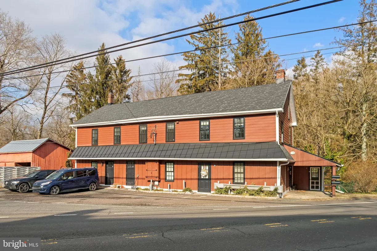 Central NJ/Bucks County, PA Real Estate | View 4106 Route 202 D | 2 Beds, 1 Bath