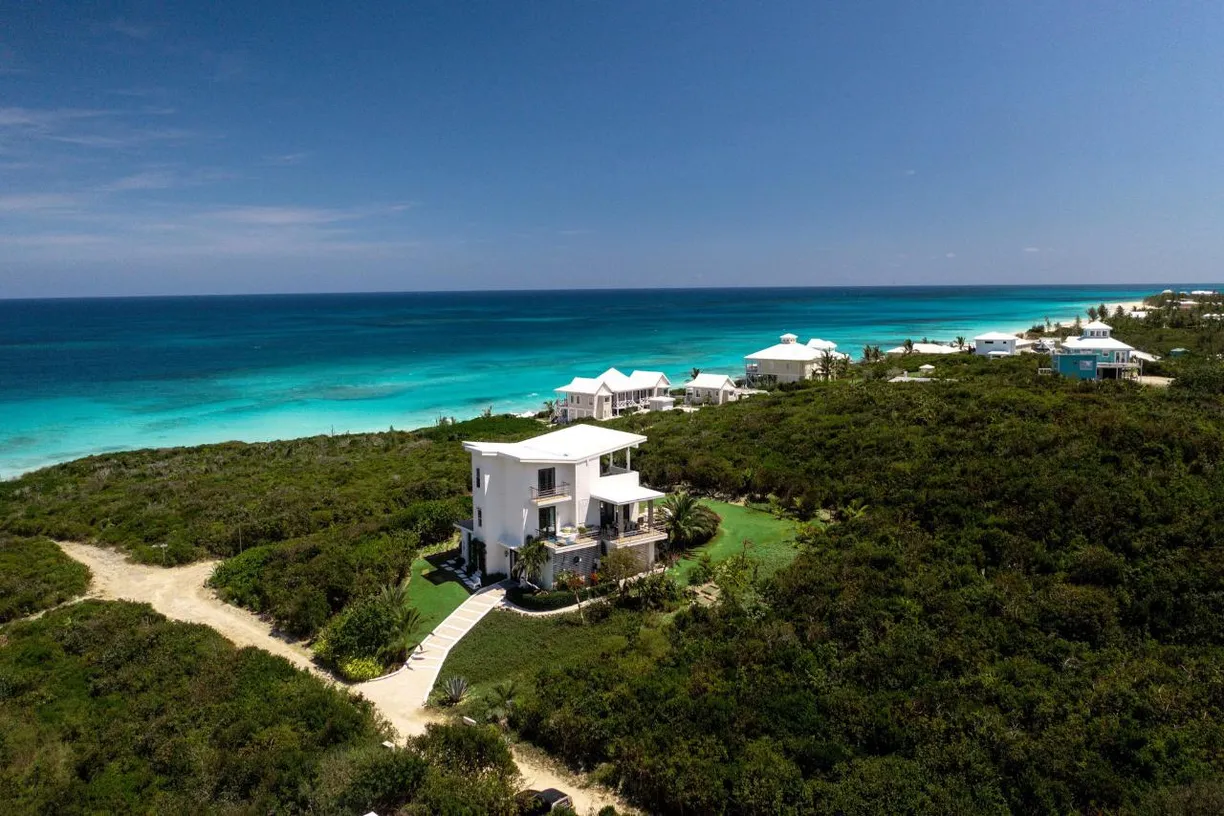 Bahamas Real Estate | View SKY'S EDGE, 68 | Listing