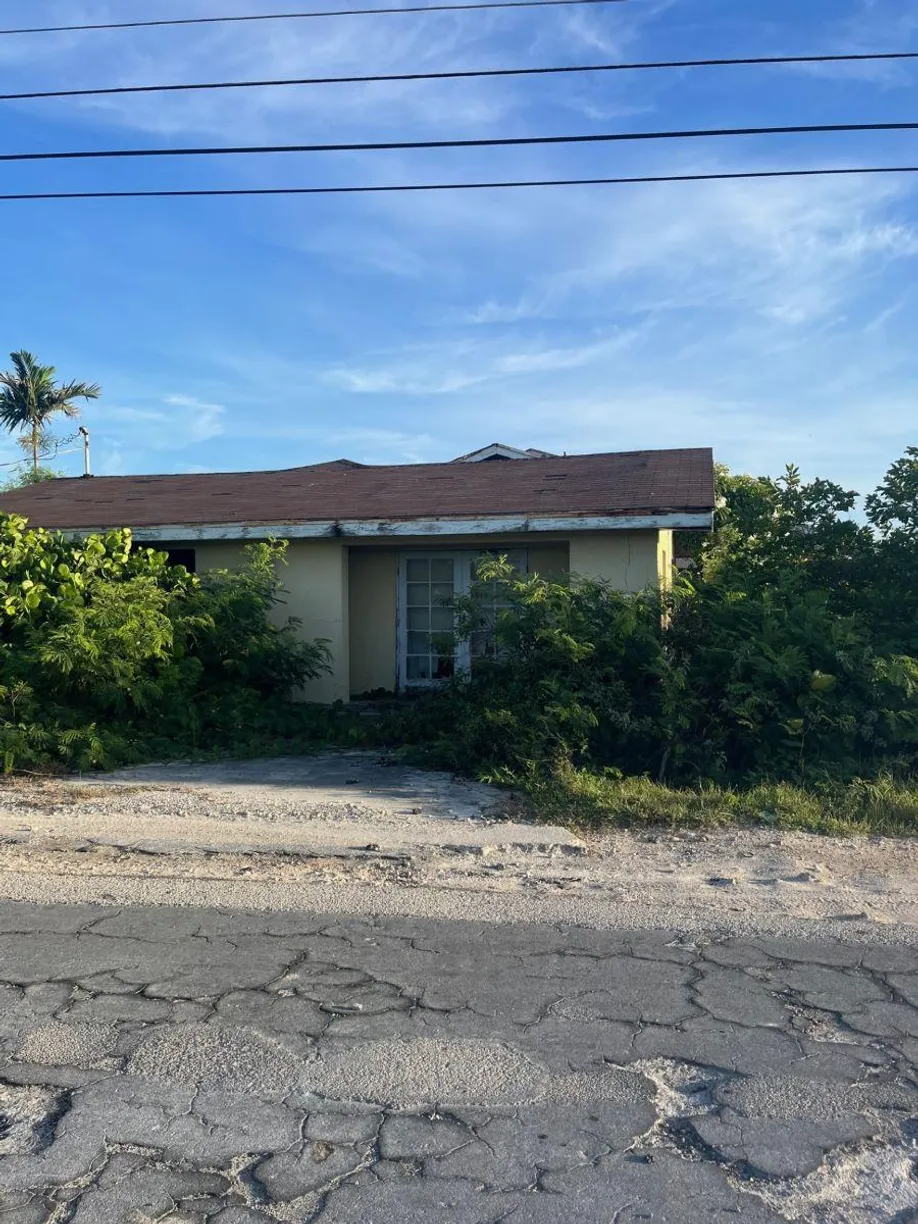 Bahamas Real Estate | View CLARENCE TOWN HOUSE, 20+ | Listing