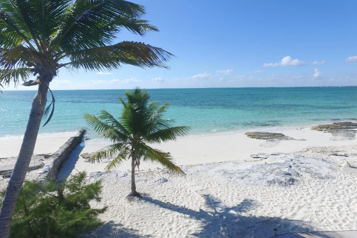 Bahamas Real Estate | View TANGLED UP IN BLUE, 4 | Listing