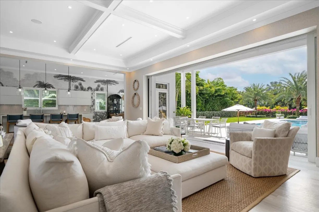 Bahamas Real Estate | View VILLA VENTANAS | Listing
