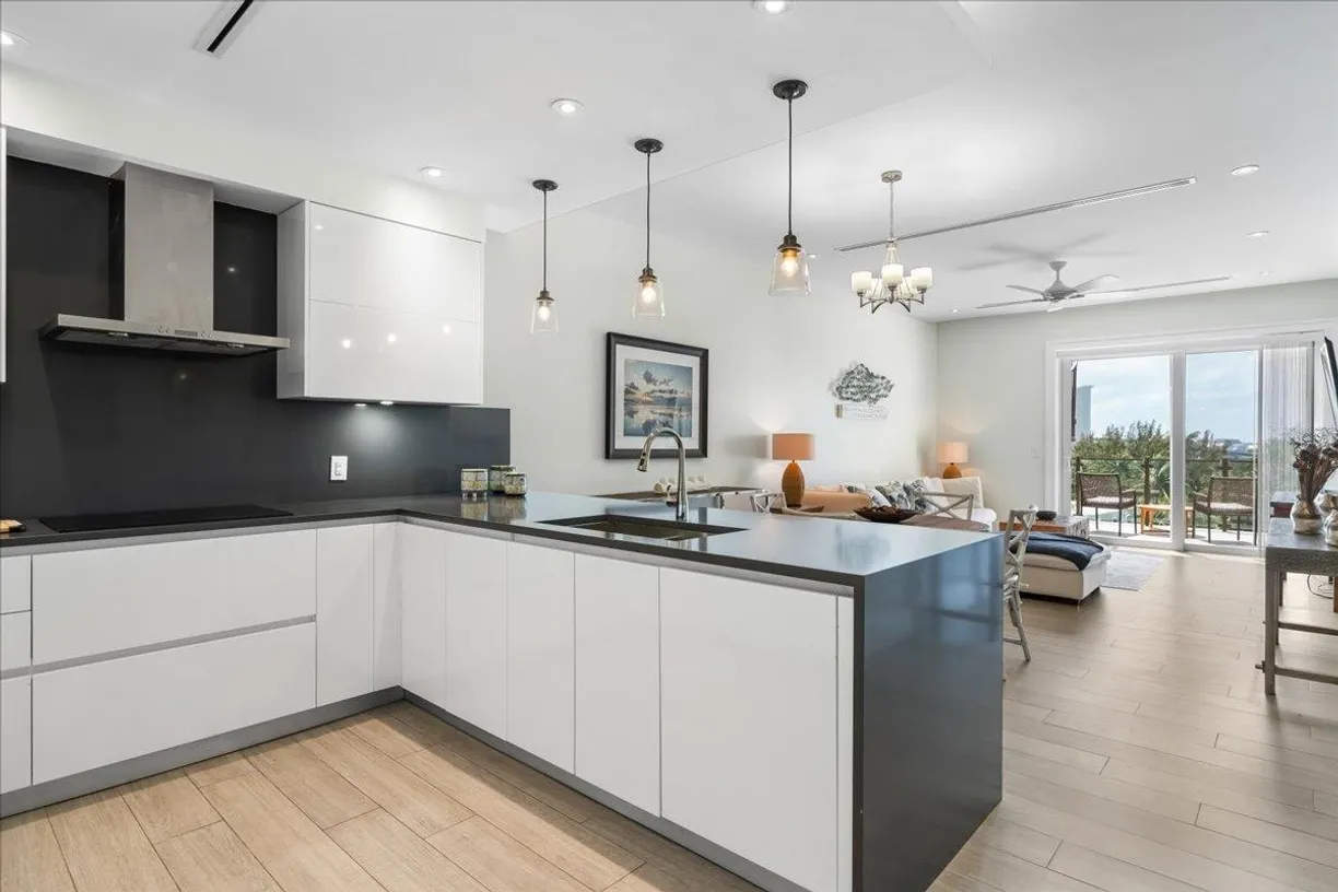 Bahamas Real Estate | View PENTHOUSE 9 - THIRTY SIX, 309 | Listing
