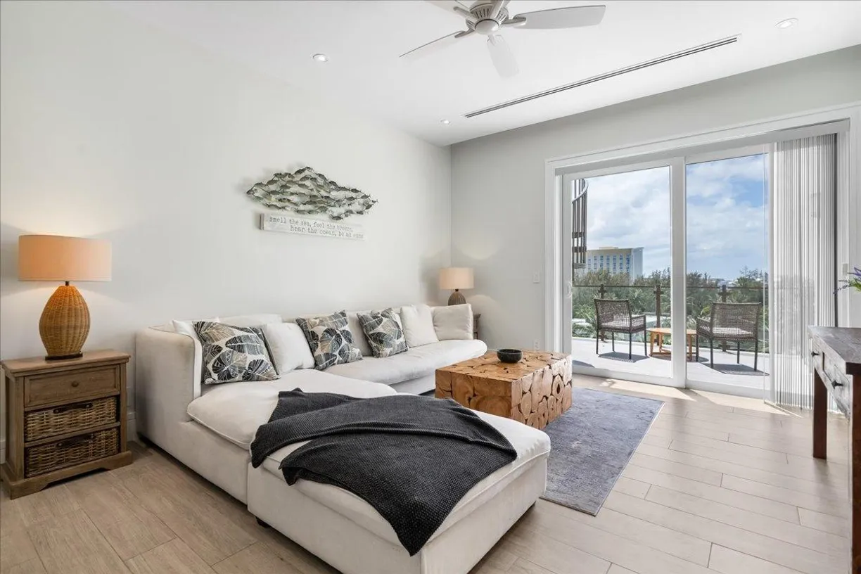 Bahamas Real Estate | View PENTHOUSE 9 - THIRTY SIX, 309 | Listing