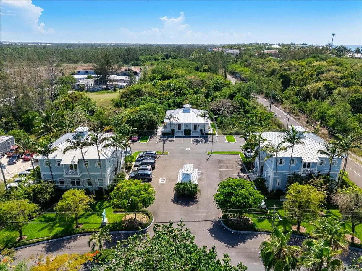 Bahamas Real Estate | View BLAKE ROAD, 12