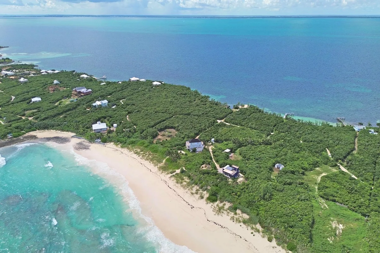Bahamas Real Estate | View LIME REACH | 4 Beds, 3 Baths
