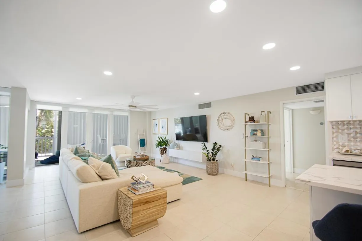 Bahamas Real Estate | View CABLE BEACH, 2B | Listing